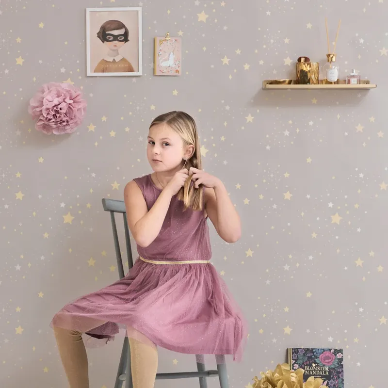 Promoție Twinkle, Dusty Lilac, Majvillan Tapet cu steluțe aurii pentru camera copiilor